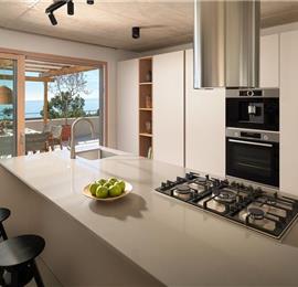 3 bedroom villa with pool and sea views Hvar island sleeps 6